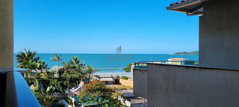 267 - Apto na Avenida Principal, a 50m da praia de Bombas