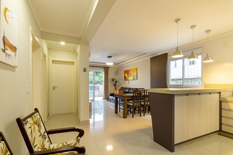 173 - Apartamento em 4 Ilhas com Piscina