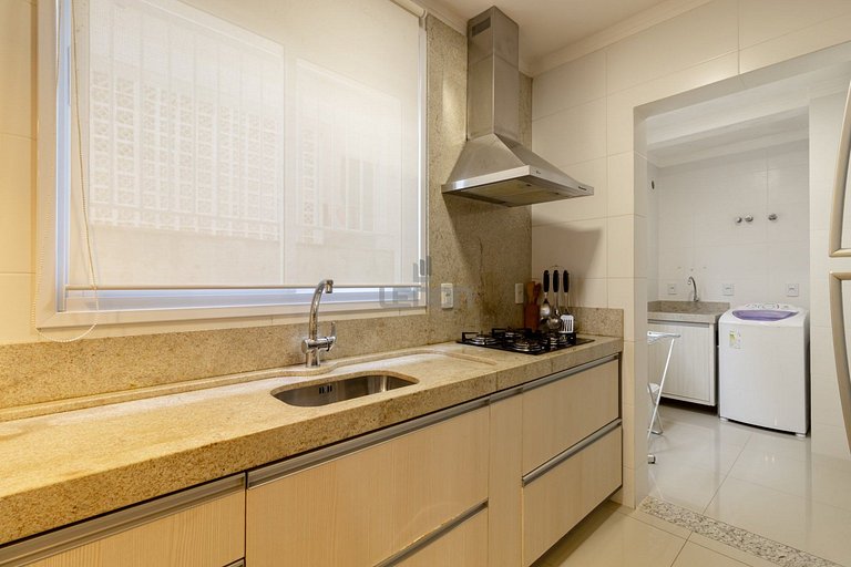173 - Apartamento em 4 Ilhas com Piscina