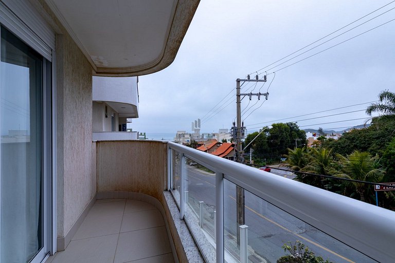 173 - Apartamento em 4 Ilhas com Piscina