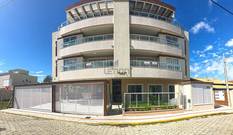 166 - Lindo apartamento na praia de Canto Grande