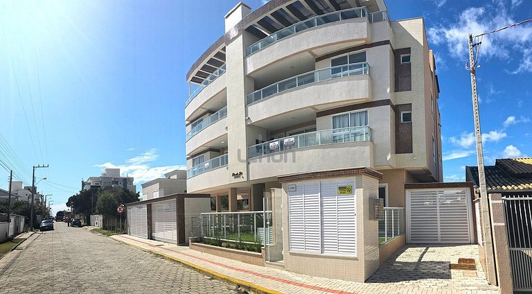 166 - Lindo apartamento na praia de Canto Grande