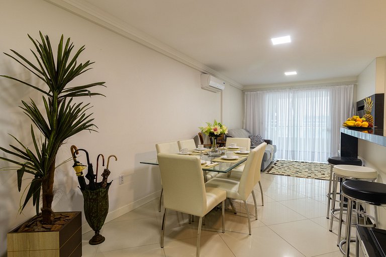 136 - Apartamento Vista Mar na Praia de Bombas