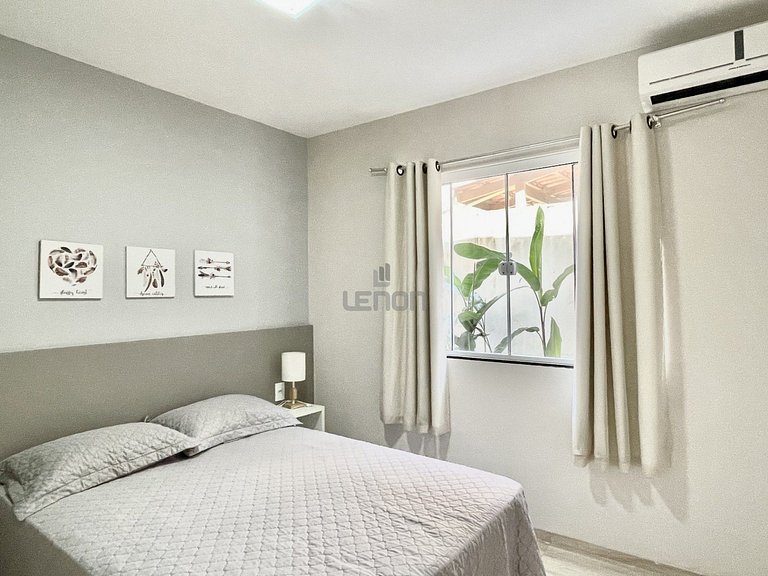 026 - Residencial com Piscina e Jacuzzi em Bombas