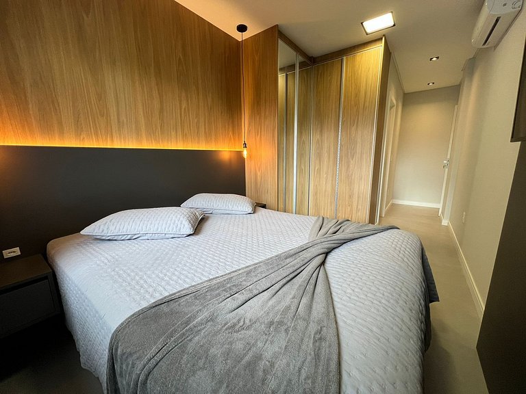 155 - Apartamento alto padrão na Praia de Canto Grande