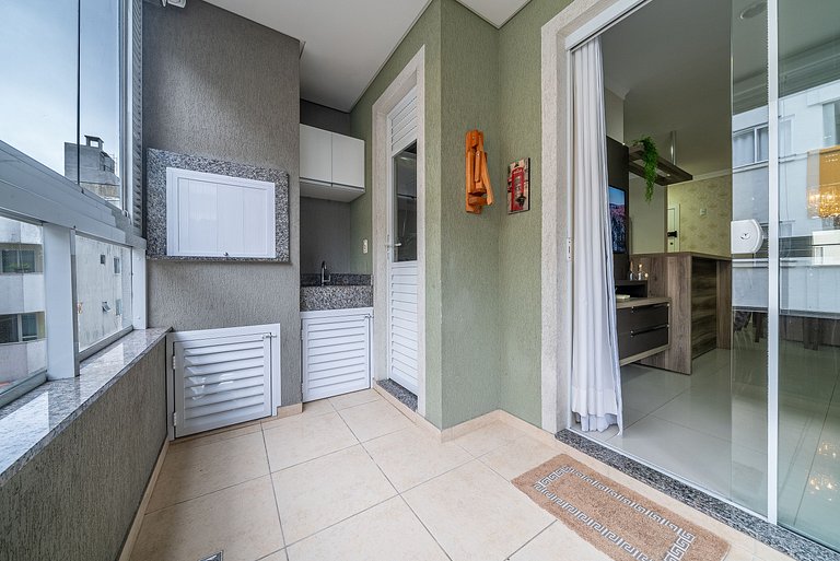 059 - Apartamento 2 Dormitórios na praia de Bombas
