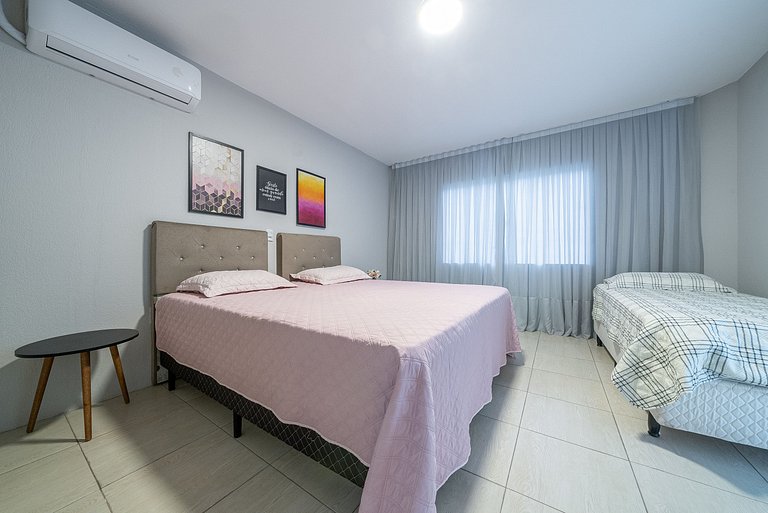 149 - Casa pé na areia Mariscal com 04 dormitórios