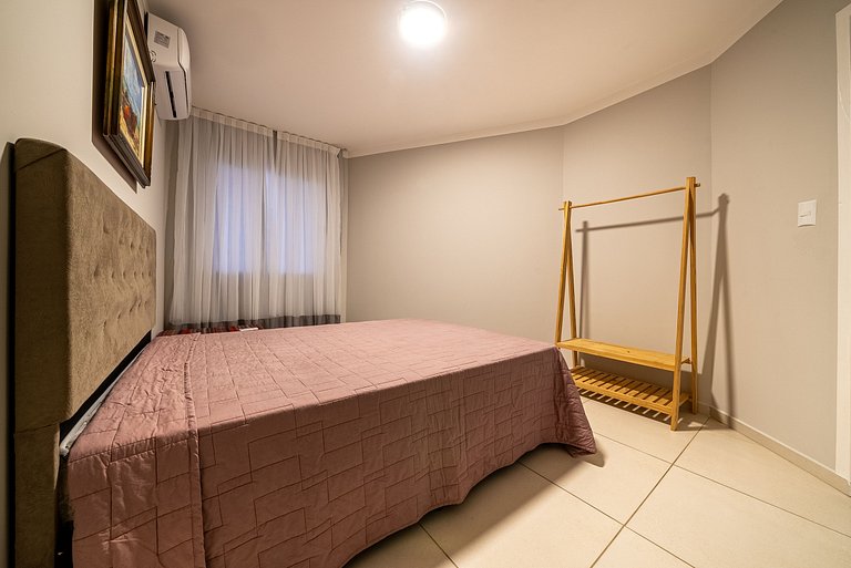148 - Casa pé na areia Mariscal com 04 dormitórios