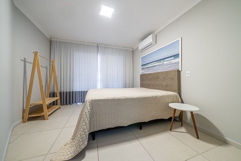 148 - Casa pé na areia Mariscal com 04 dormitórios