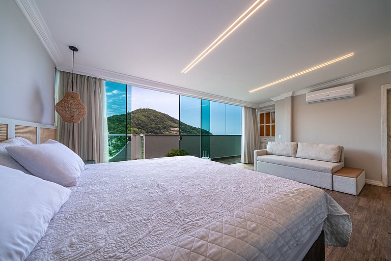 110 - Cobertura duplex com vista panorâmica para a Praia de