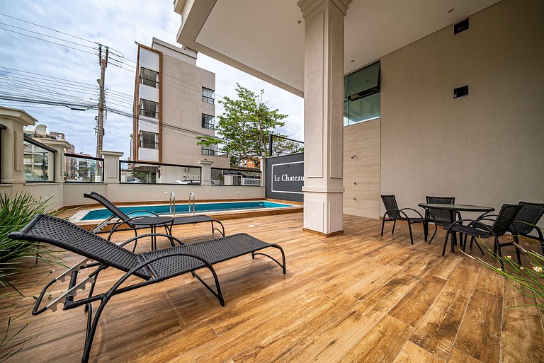 015 - Apartamento alto padrão próximo ao centro e à Praia de