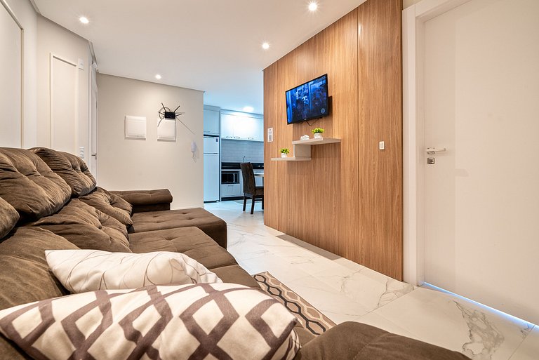 015 - Apartamento alto padrão próximo ao centro e à Praia de