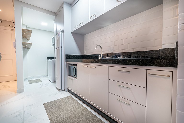 015 - Apartamento alto padrão próximo ao centro e à Praia de