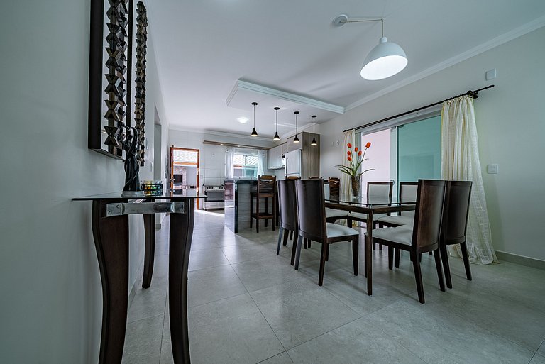 125 - Casa Mariscal espaçosa com área gourmet.