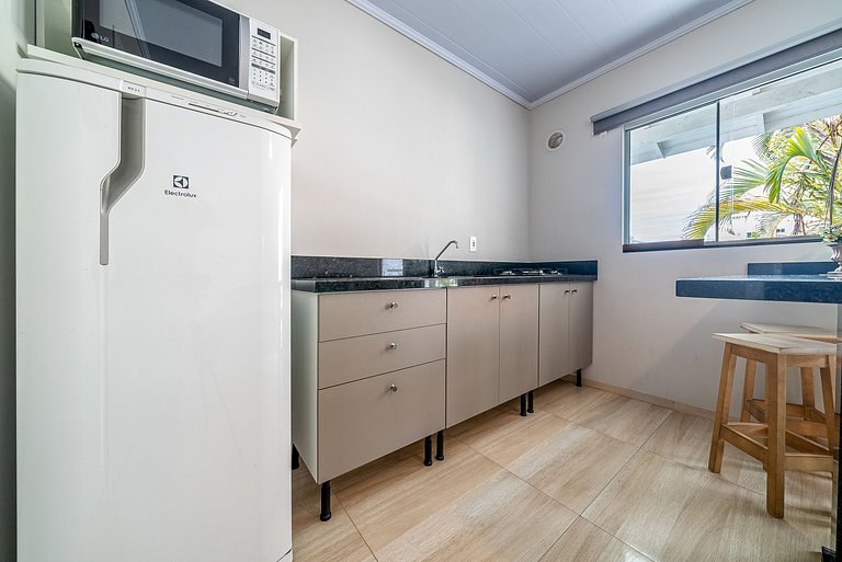 021 -Residencial com Piscina e Jacuzzi em Bombas