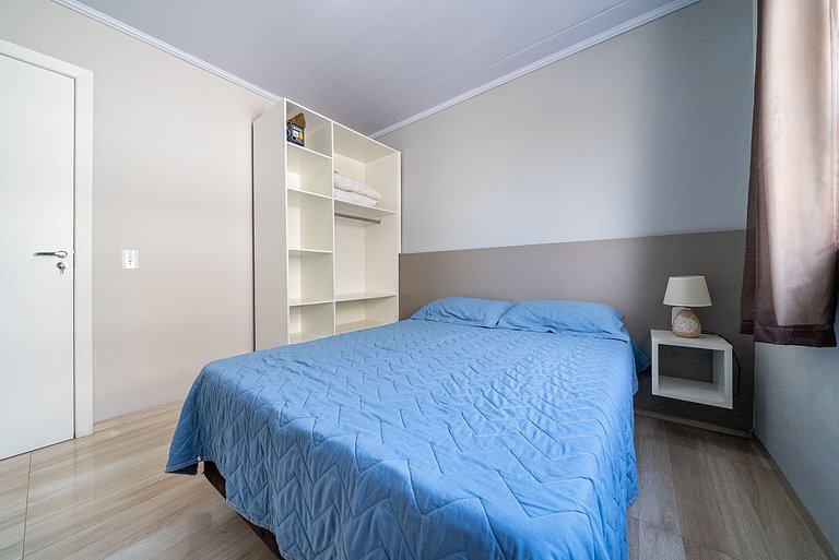 024 - Residencial com Piscina e Jacuzzi em Bombas