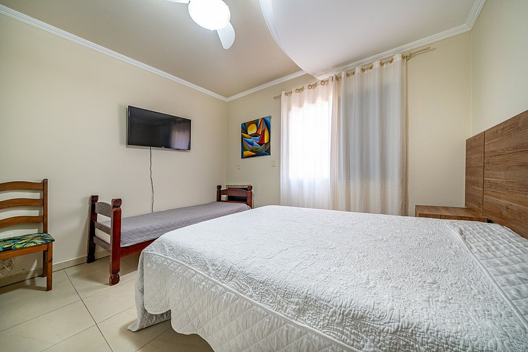 151 - Casa ampla e Rústica a 80m praia de Bombas