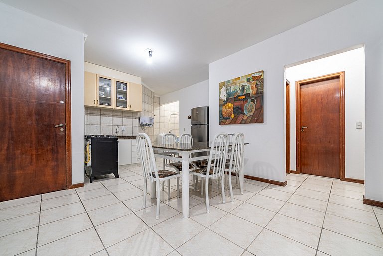 131 - Apartamento 3 dormitórios avenida de Bombas