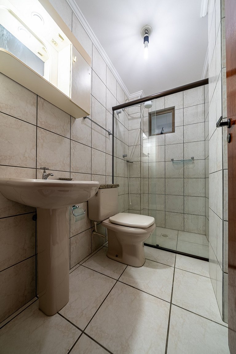 131 - Apartamento 3 dormitórios avenida de Bombas