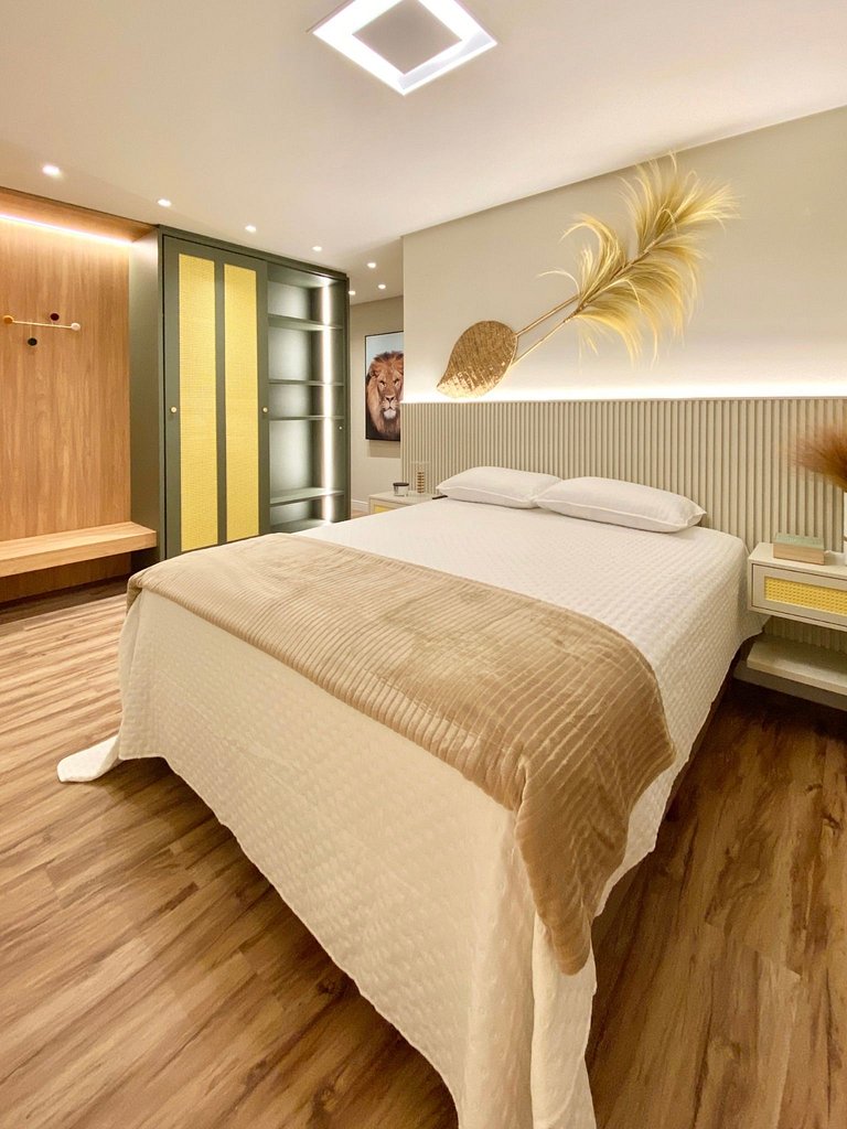 165- Apartamento de 3 quartos na praia de Canto Grande