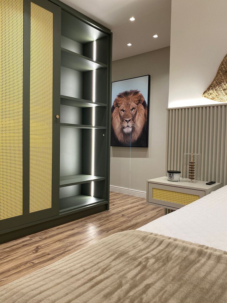 165- Apartamento de 3 quartos na praia de Canto Grande