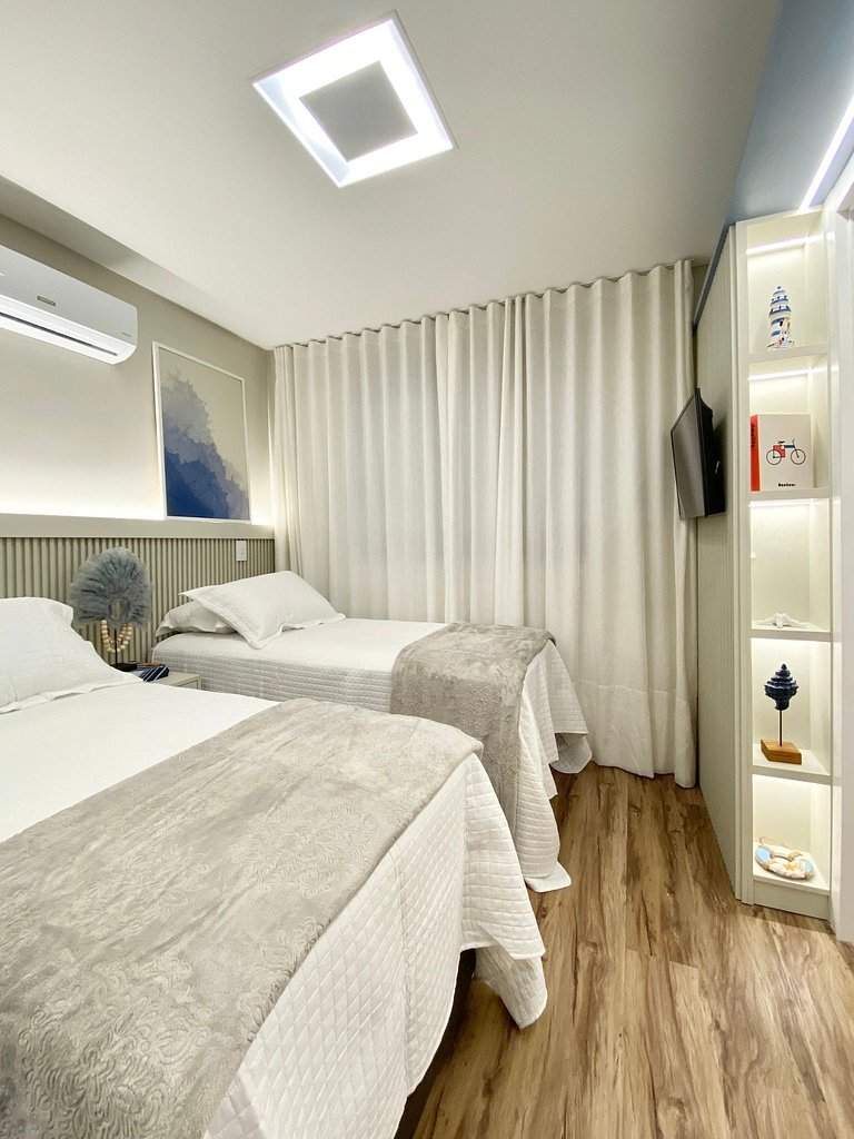 165- Apartamento de 3 quartos na praia de Canto Grande