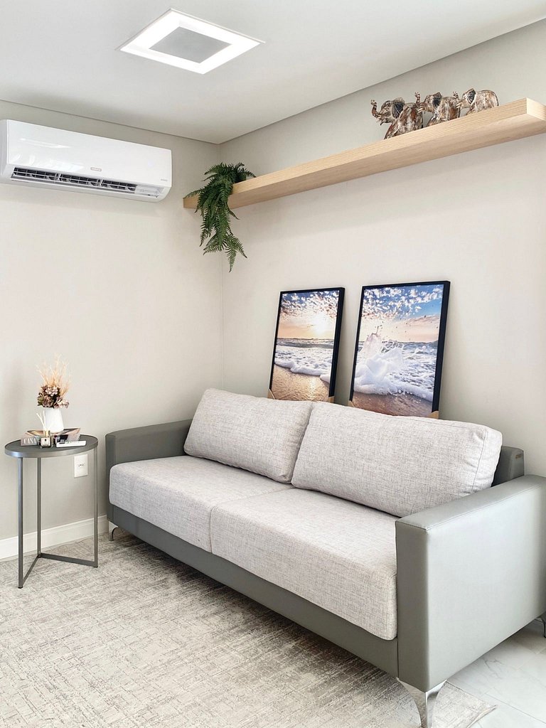 165- Apartamento de 3 quartos na praia de Canto Grande