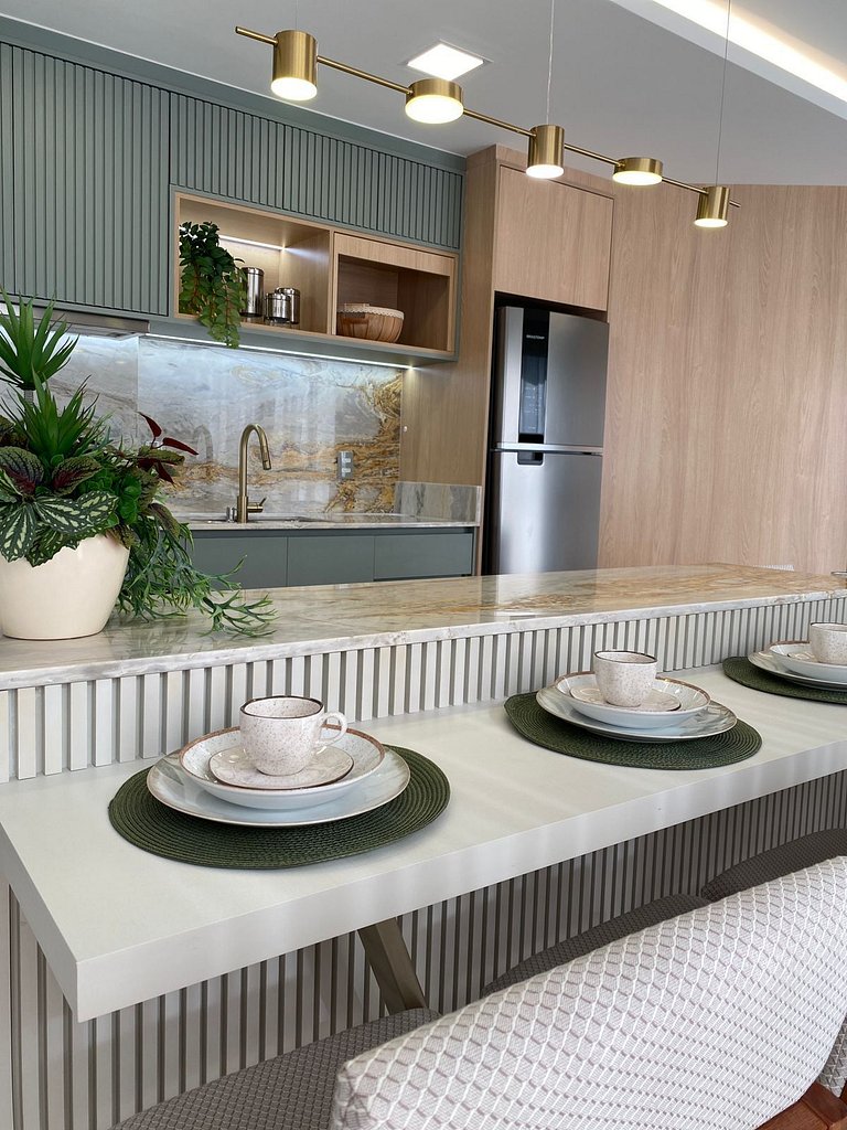 165- Apartamento de 3 quartos na praia de Canto Grande