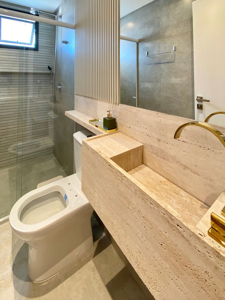 165- Apartamento de 3 quartos na praia de Canto Grande