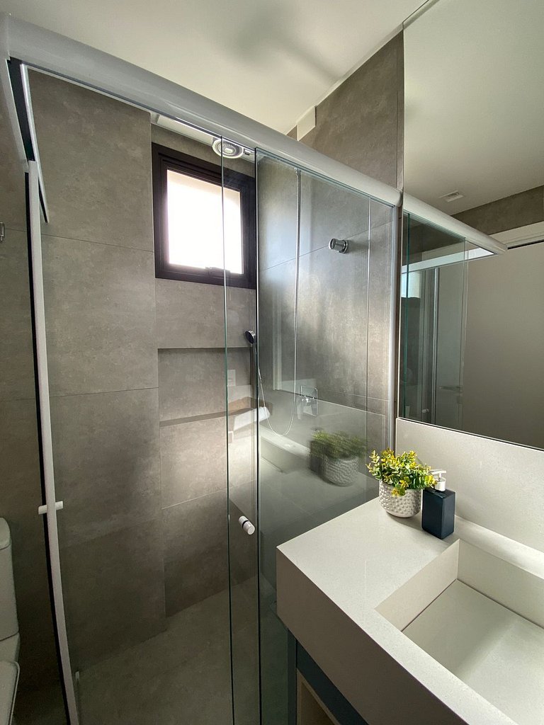 165- Apartamento de 3 quartos na praia de Canto Grande