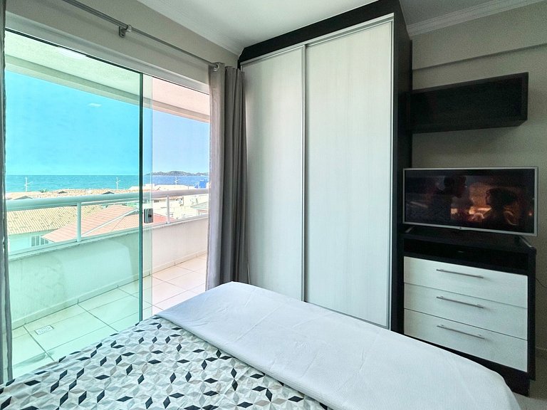 011 - Apartamento vista mar Praia de Bombas