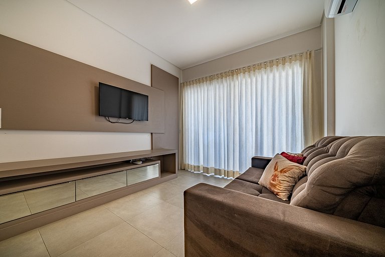 166 - Lindo apartamento na praia de Canto Grande