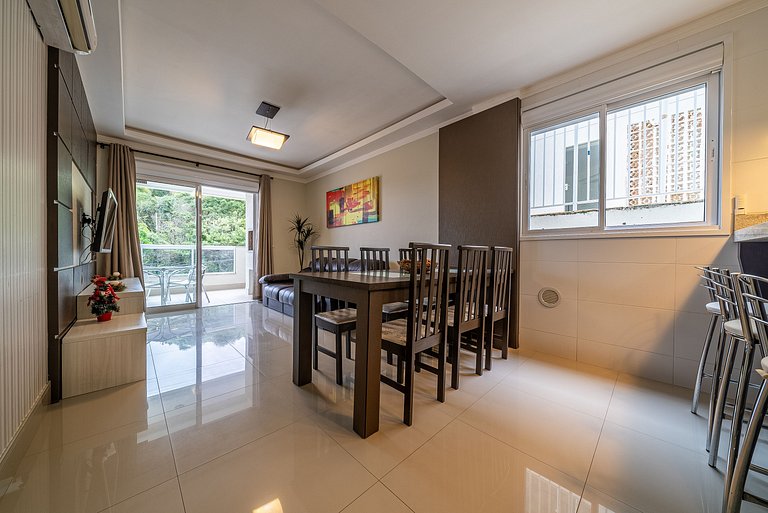 173 - Apartamento em 4 Ilhas com Piscina