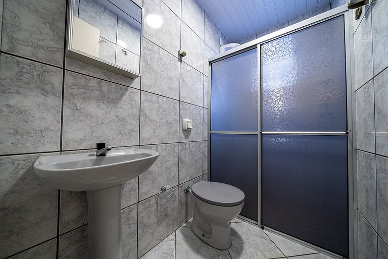 091 - Apartamento com 03 quartos em Canto Grande!