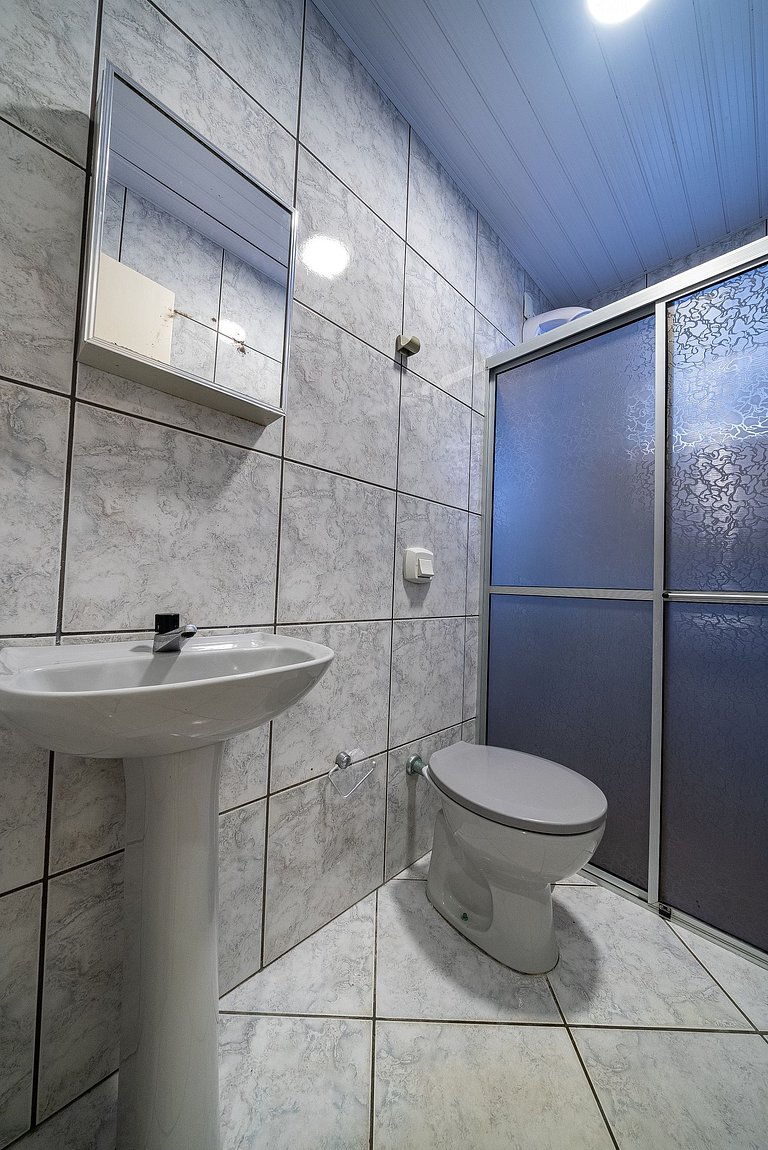 091 - Apartamento com 03 quartos em Canto Grande!