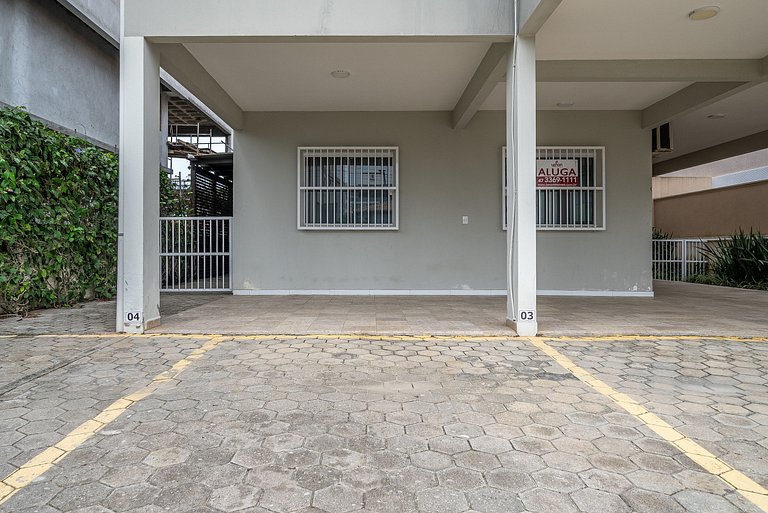 091 - Apartamento com 03 quartos em Canto Grande!