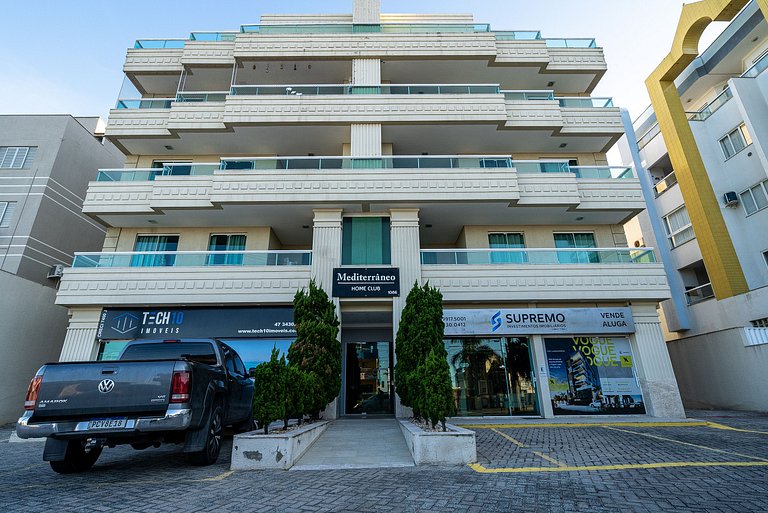 136 - Apartamento praia de Bombas com vista mar