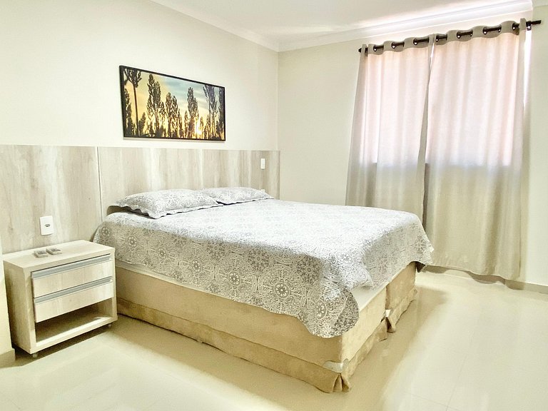 298 - Excelente apartamento de dois dormitórios em 350 metro