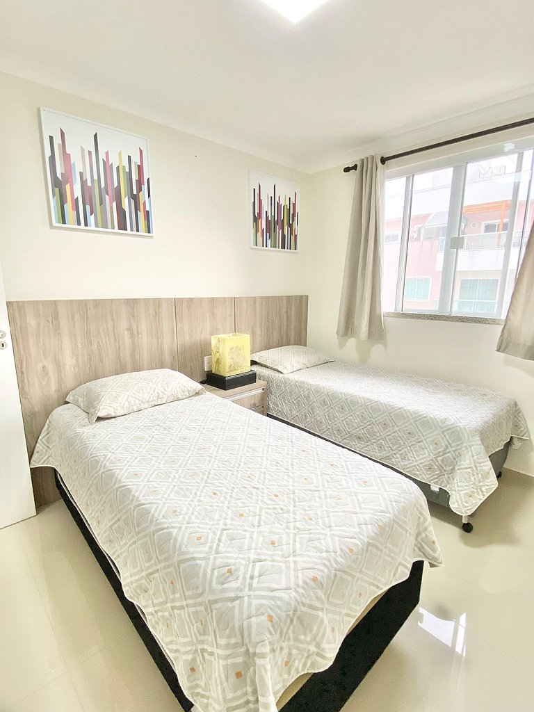 298 - Excelente apartamento de dois dormitórios em 350 metro