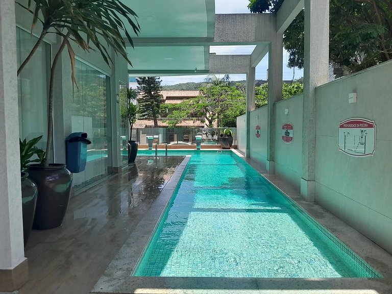 144 - Garden com 2 suítes e piscina em Mariscal