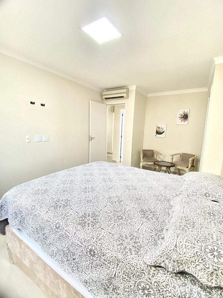 298 - Excelente apartamento de dois dormitórios em 350 metro