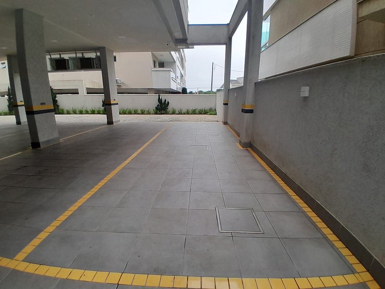 144 - Garden com 2 suítes e piscina em Mariscal