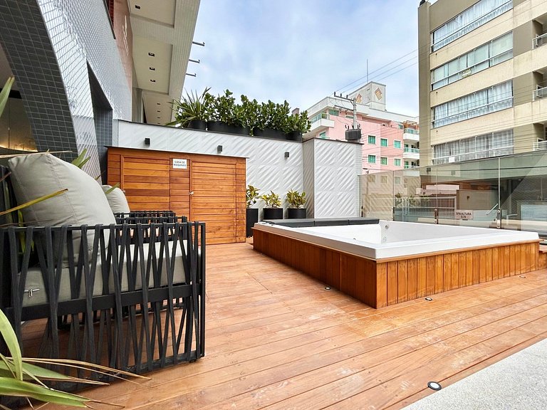 406 - Apartamento na praia de Bombas
