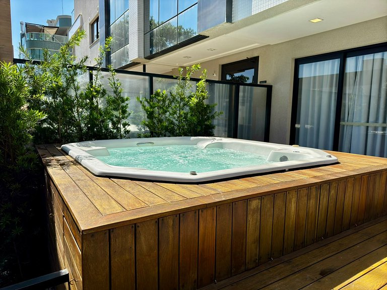 196 - Garden 03 dormitórios e Jacuzzi em Mariscal