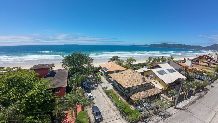 147 - Dúplex de Luxo com Jacuzzi em Mariscal
