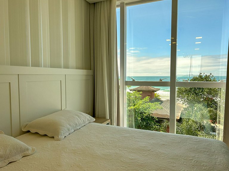 147 - Dúplex de Luxo com Jacuzzi em Mariscal
