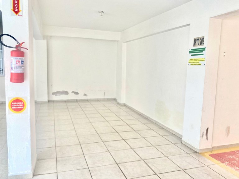 290 - Apartamento de dois dormitórios na praia de Bombas
