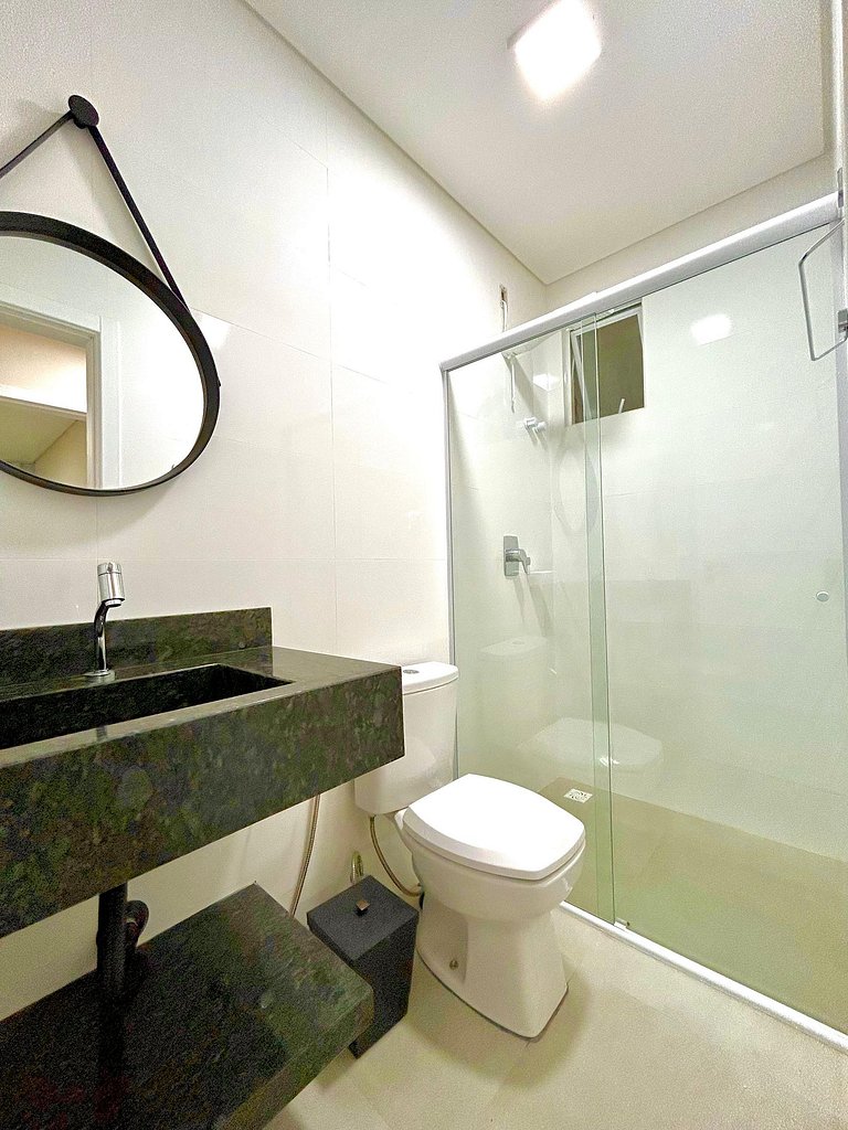 185 - Cob. com 02 suites 100m da praia de Mariscal