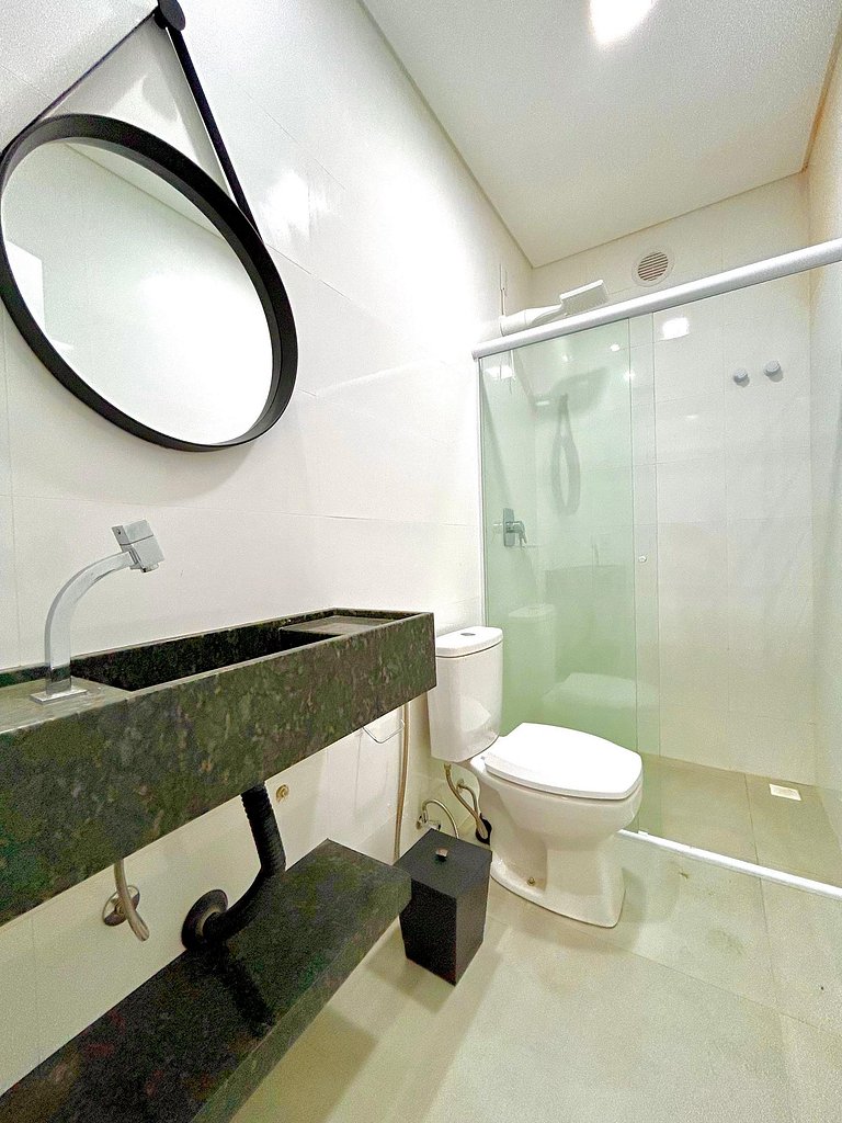 185 - Cob. com 02 suites 100m da praia de Mariscal