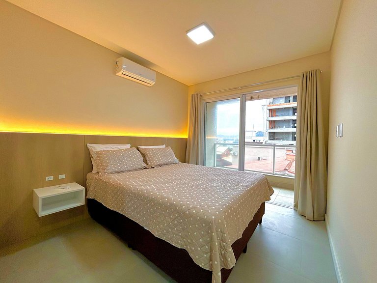 186 - Apartamento 3 quartos na praia Mariscal